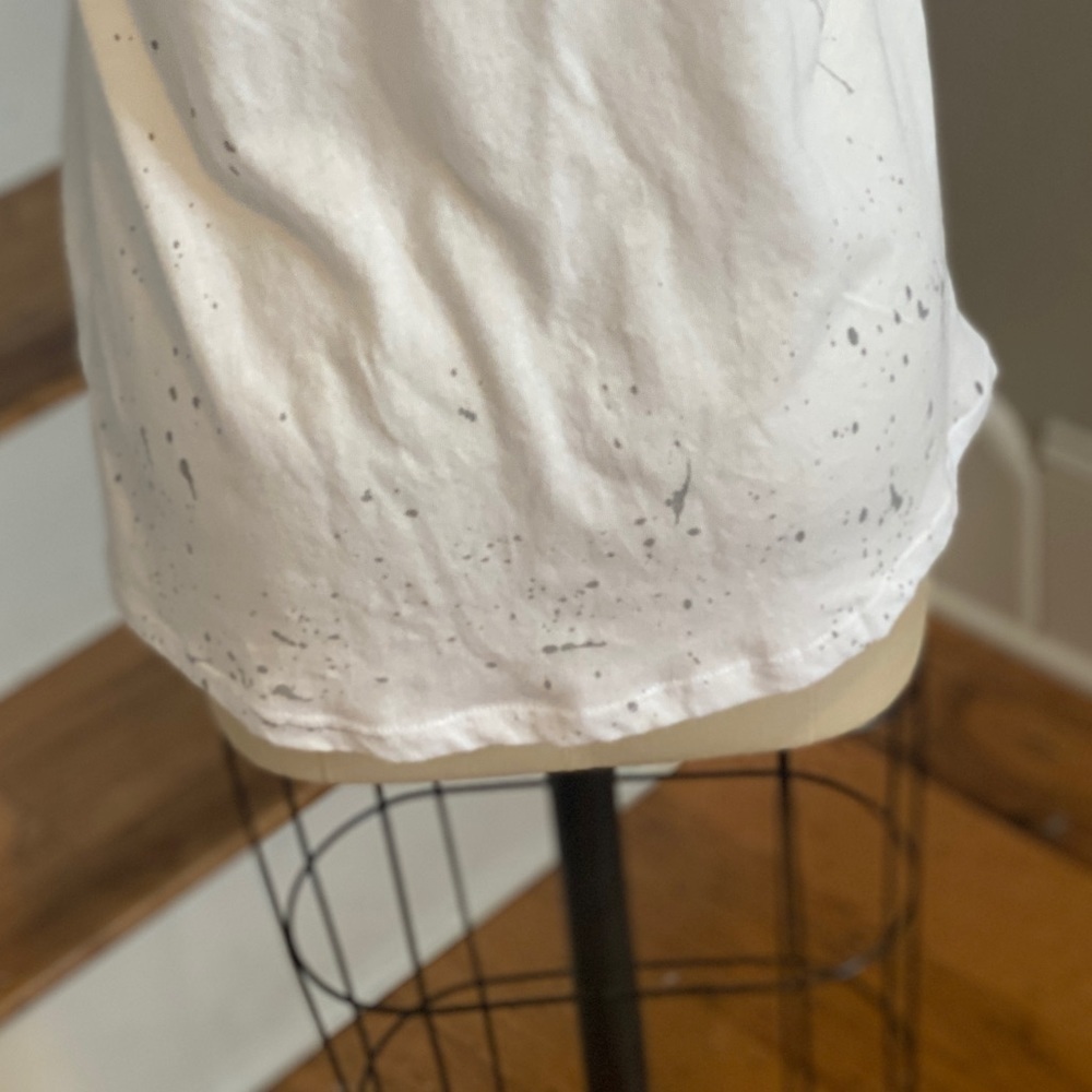 Chaser Woodstock Paint Splatter Hem Tshirt NWT​​​​​​​​​​ - Picture 6 of 8